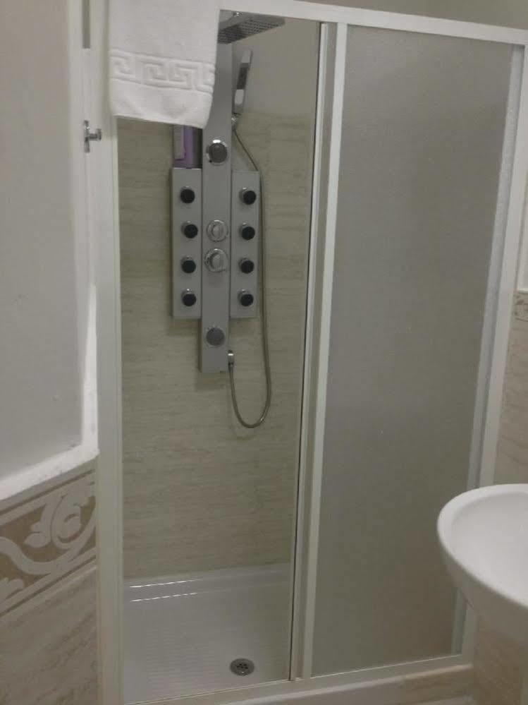 רומא Vatican Rooms Accommodation מראה חיצוני תמונה